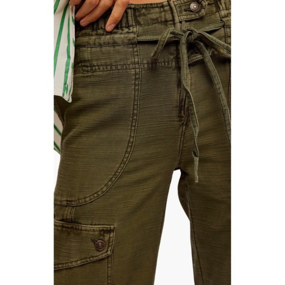 We the Free Park Ave Cargo Pull-on drawstring pants mid-rise adventurer - Picture 5 of 7